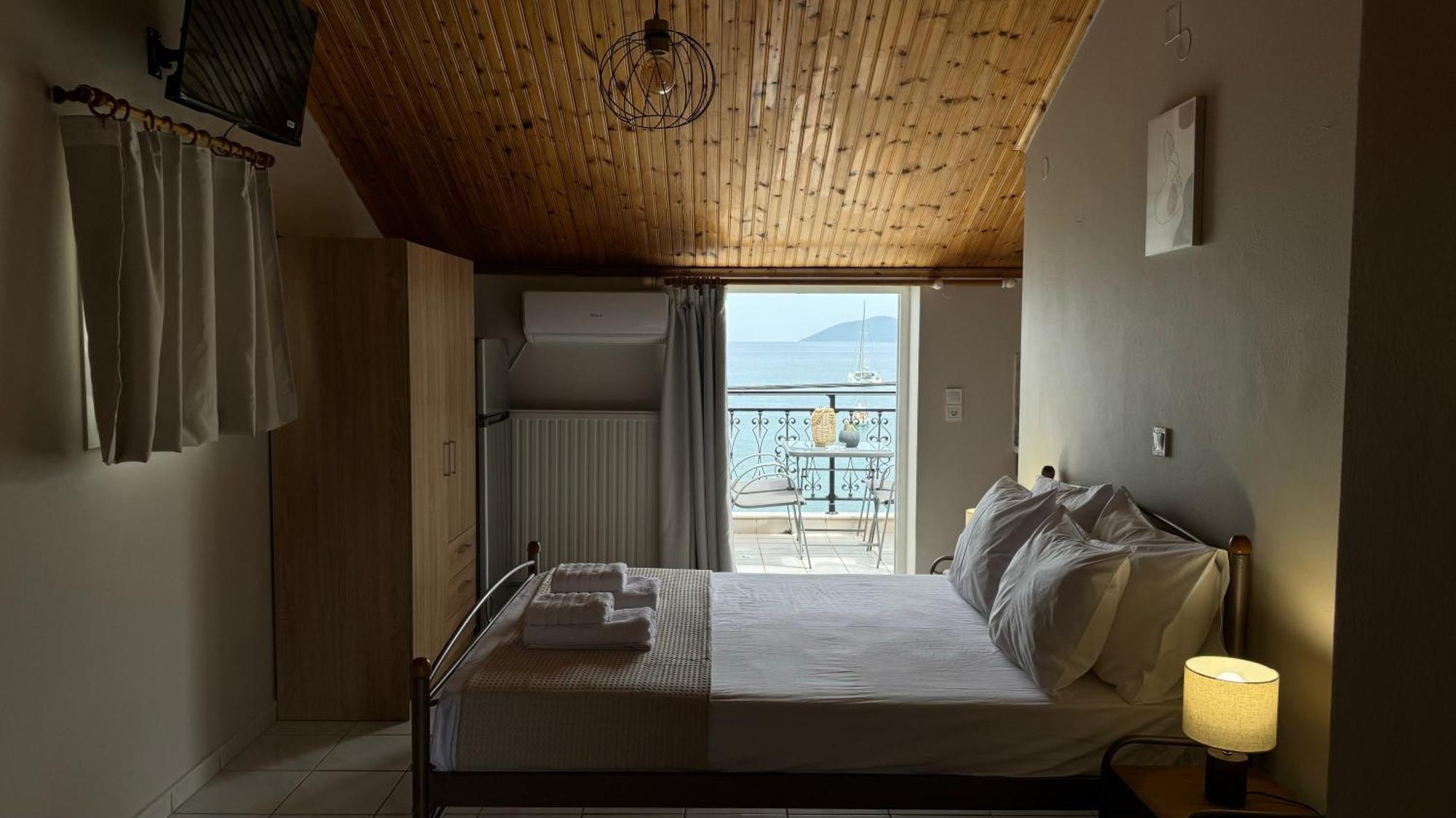 Sea Side Studios Agia Efimia Екстер'єр фото